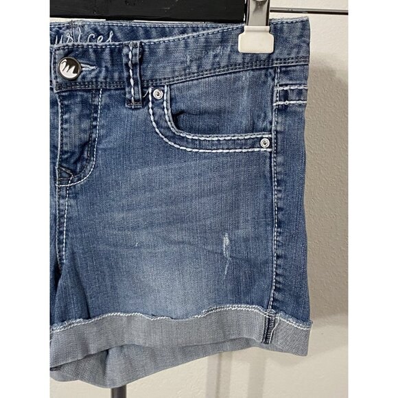 Maurices Shorts Womens 9/10 Denim 32X3 Blue Distressed Stretch Casual - Picture 3 of 12